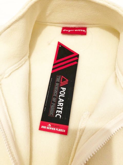 Weekly Product Analysis - Supreme Polartec® Half Zip Pullover 